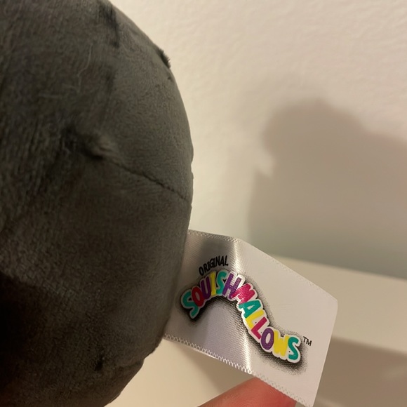 MINI PENGUIN SQUISHMALLOW🐧❄️Holiday ‘21 - Picture 8 of 8